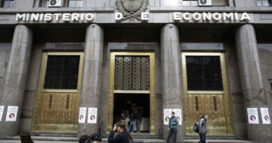 El Gobierno volverá a emitir bonos en moneda dura