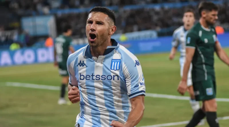 Racing venció 2-0 a Estudiantes de Río Cuarto y está en zona de playoffs del Apertura