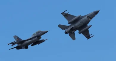 Rumanía despliega dos cazas F-16 ante la presencia de drones cerca de su frontera con Ucrania