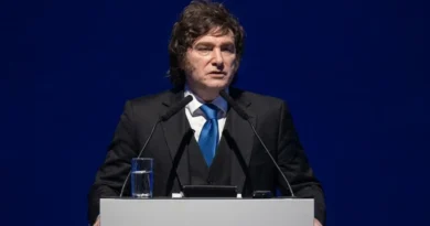 Milei volvió a apuntar contra los periodistas: “Las barbaridades que dicen los medios no las vi nunca en mi vida”