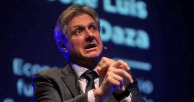 El Gobierno anticipó que el BCRA sumará USD 10.000 millones a las reservas