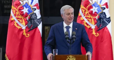 El presidente de Chile anuncia una reforma constitucional en seguridad y promete «ampliar» la acción ante el crimen