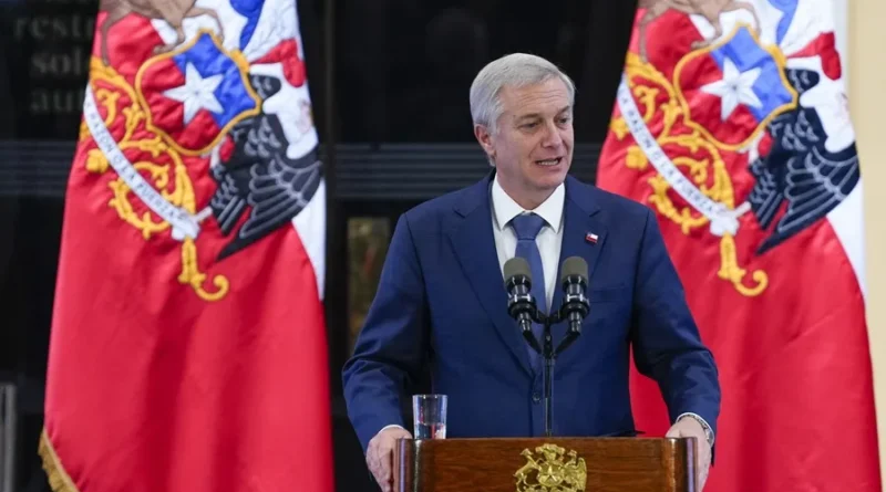 El presidente de Chile anuncia una reforma constitucional en seguridad y promete «ampliar» la acción ante el crimen