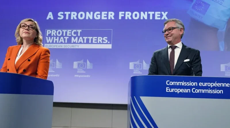 La Comisión Europea propone reforzar el poder de Frontex y digitalizar el retorno de migrantes
