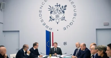 Macron anuncia restricciones a las manifestaciones en Francia y convoca un Consejo de Defensa